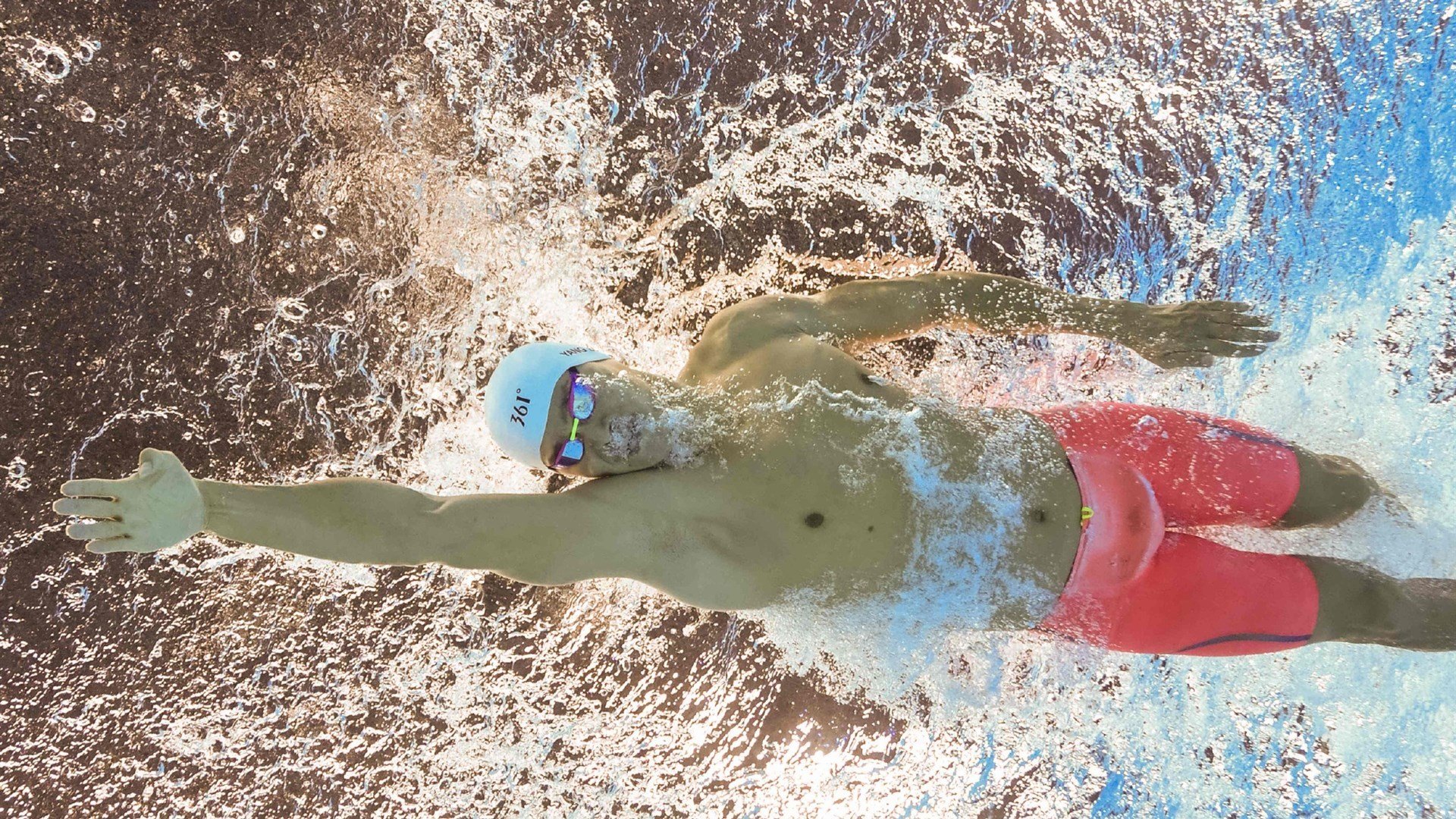 太阳爆冷灰熊，文班亚马在英超争冠接管比赛